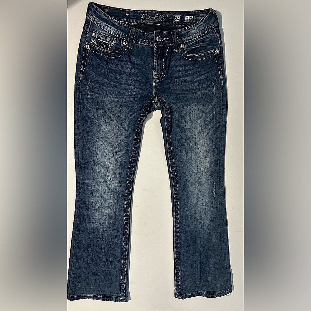 Woman’s Miss Me Boot Cut Denim Blue Jeans Size 28